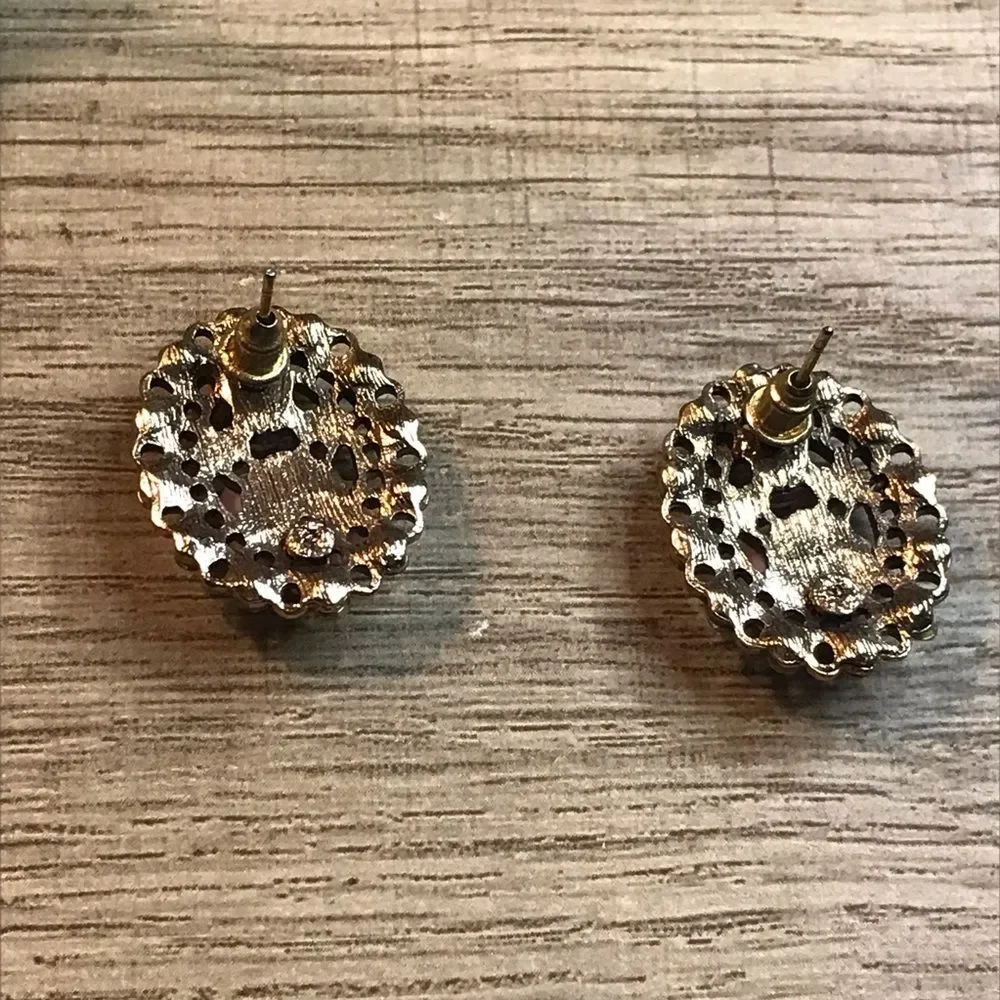 Vintage Gold peal  Enamel Pink Flower Oval Rhinestone Earrings
